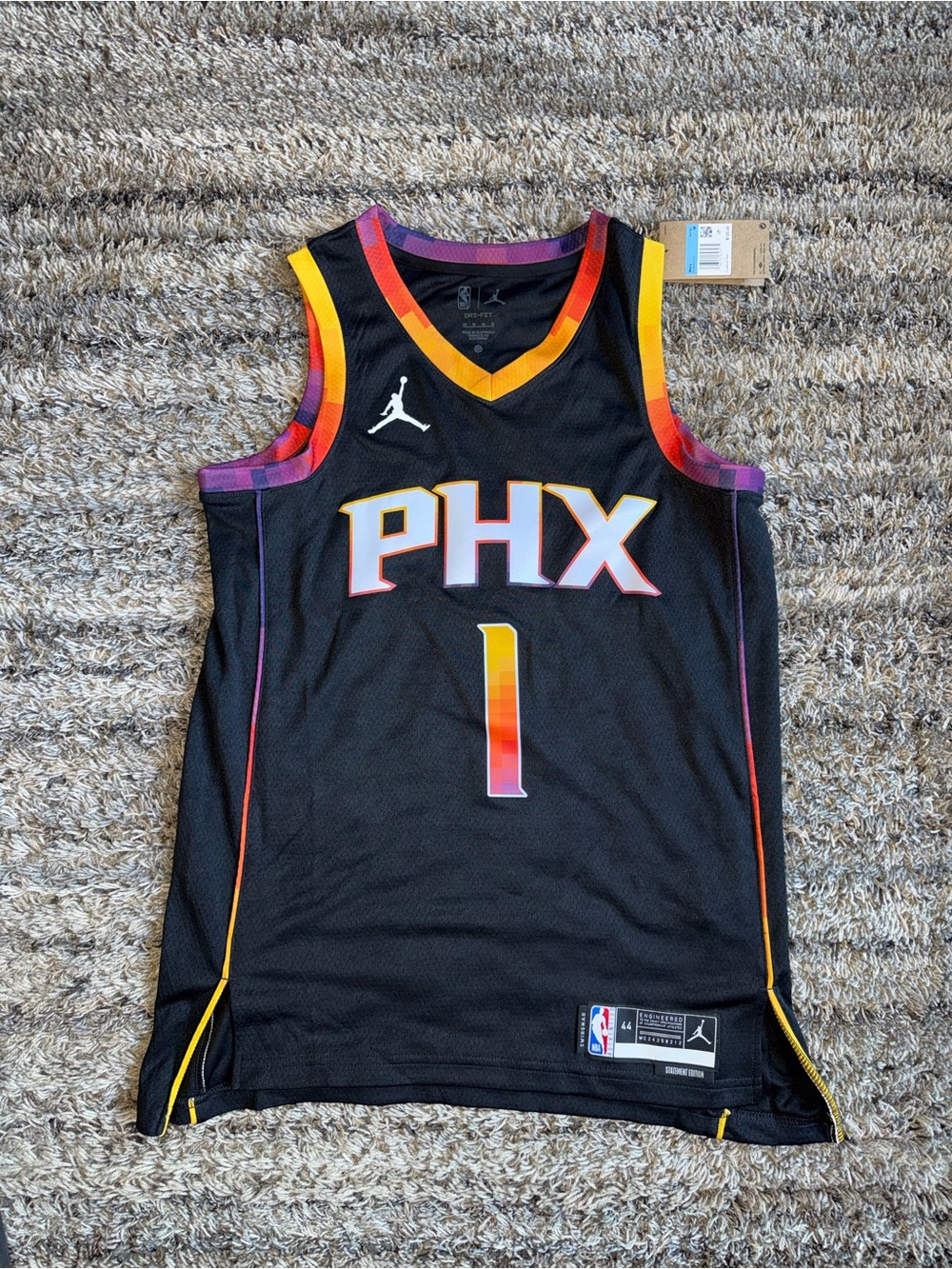 NWT NBA Jordan Phoenix Suns Devin Booker Statement Jersey Black #1 44 Medium